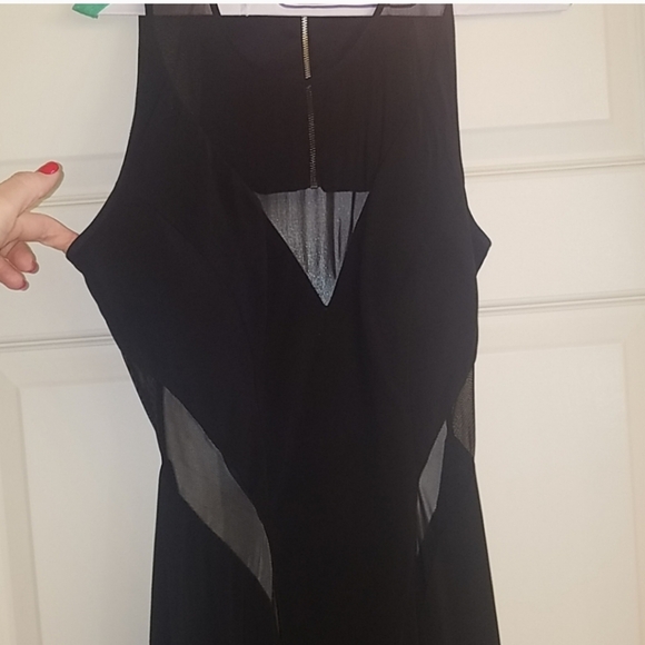 Betsy & Adam Dresses & Skirts - Elegant Black Sleeveless Dress